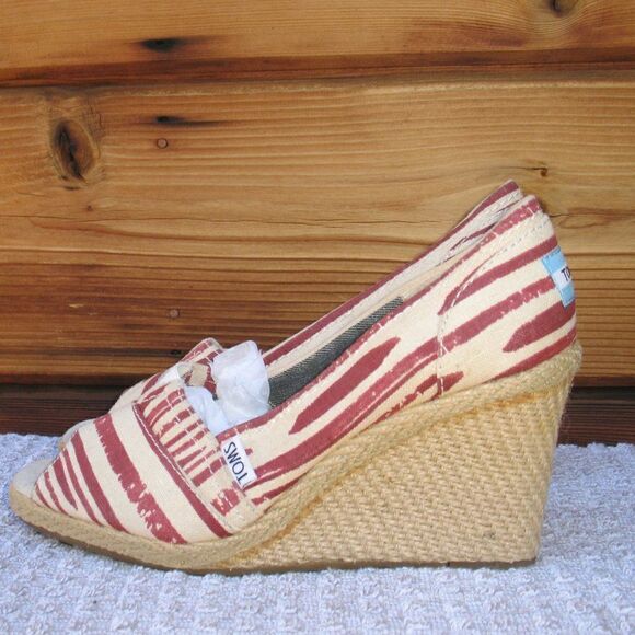 Toms Espadrille Wedges - Picture 5 of 8